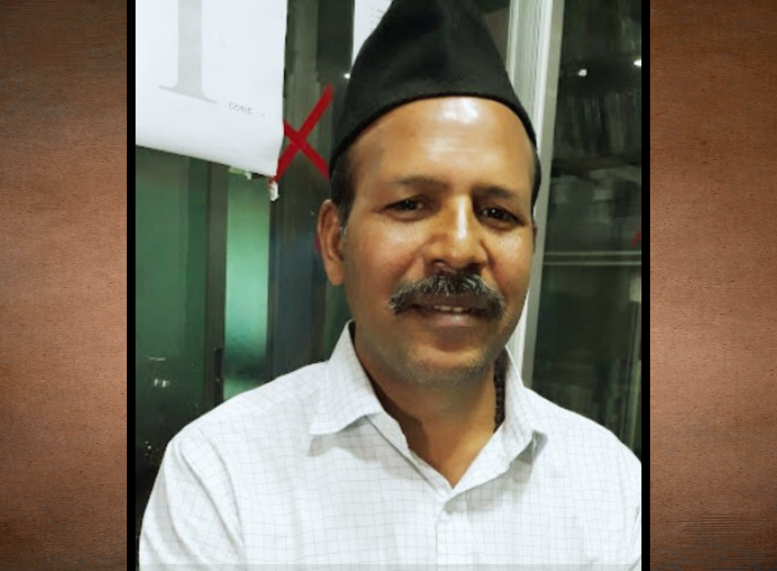 সংখ্যালঘুদের ফুটবল বানিয়ে গোল দিতে পারবেন না