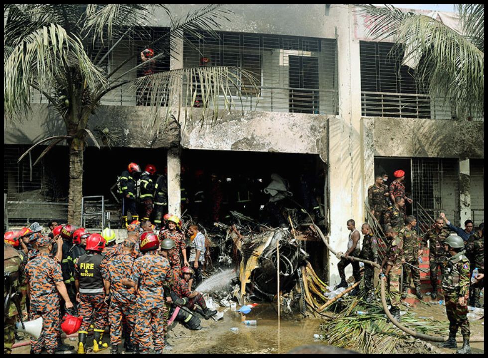 মাইলস্টোন ঘটনায় স্বজনদের অশ্রুঝড়া নিয়ে